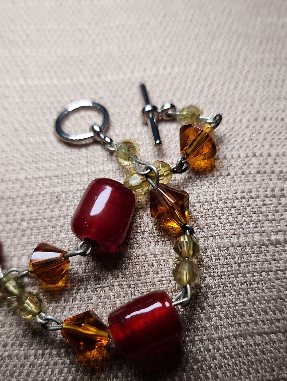 Vintage Baltic Amber Heart Necklace in Good Condition - Picture 6 of 12